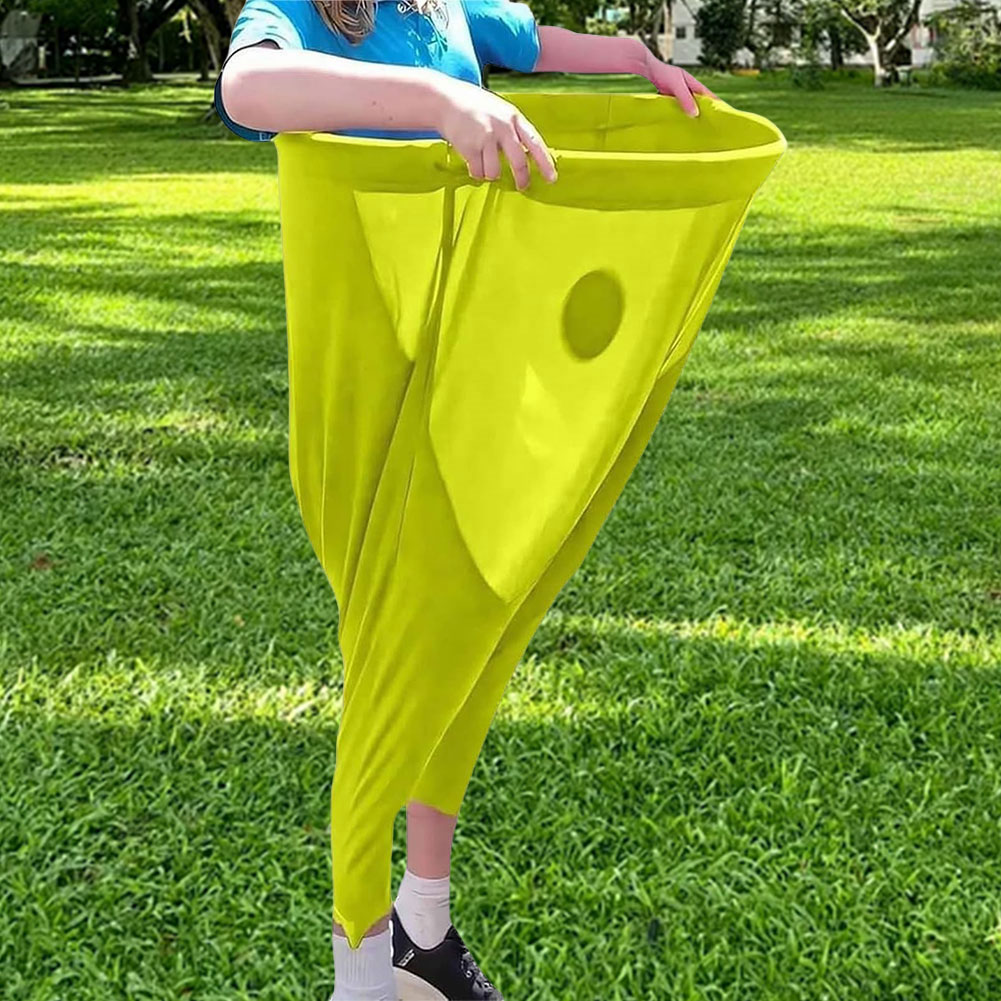 Freaky Oversized Pants Party G - مراجعة Party Family Games وسعره
